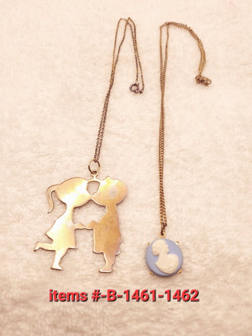 2 Necklaces, items # B- 1461-1462, .  wt. 17 grams.
